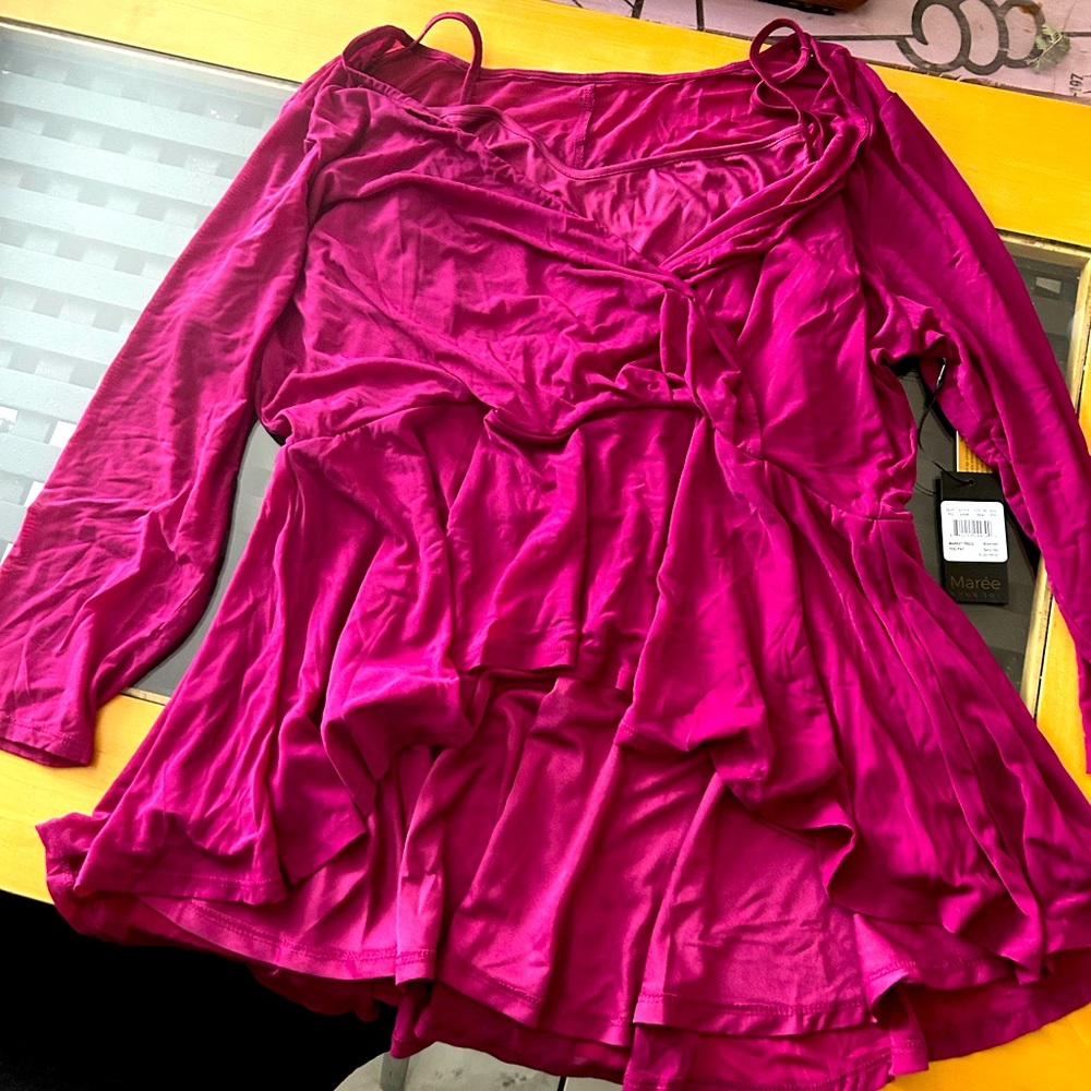 Maree magenta blouse size 16